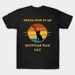 egyptian mau cat mom T-Shirt